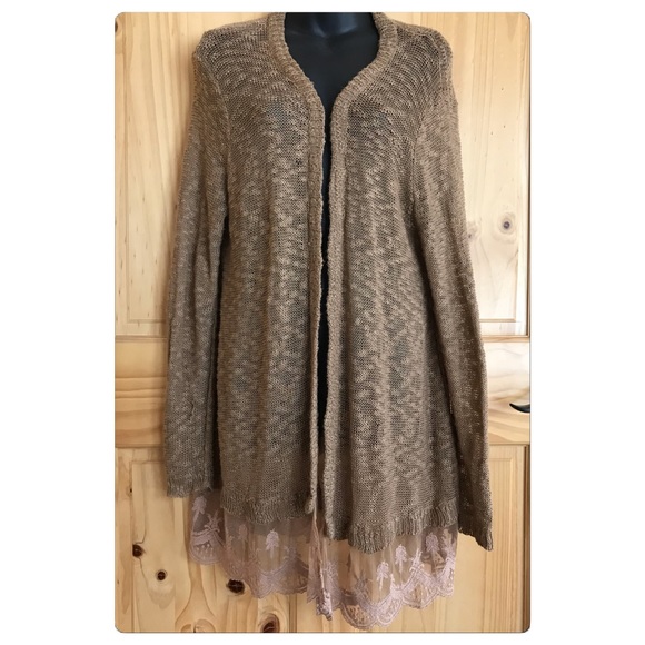 Umgee Sweaters - Umgee lace bottom cardigan, sz. XL